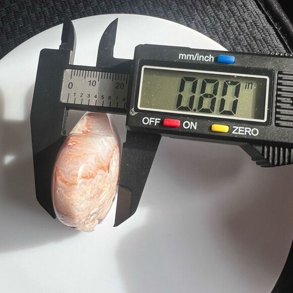 Pink Agate Crystal Heart‎ Carving (#8) - Picture 7 of 10